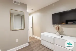 Baltimore's Best Home Away From Home 2 Bedroom Apts by Redawning - Image 4