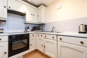 1 Porthsawle - Image 4