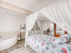 Fantastic Apartment With Whirlpool, Balcony, Deck-chairs - Image 2