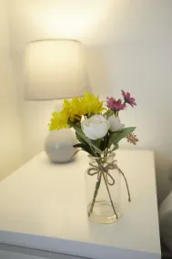 Spire View - 1 Bedroom, sleeps 4, parking Wifi - Image 2