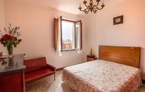 Stunning Home in Vivo D'orcia With Wifi and 2 Bedrooms - Image 2