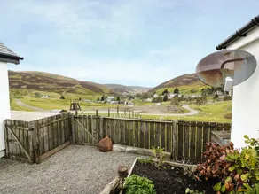 4 Mountain Lodge - Image 5