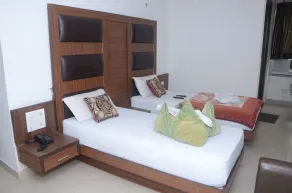 Hotel D Suites Dx - Image 2