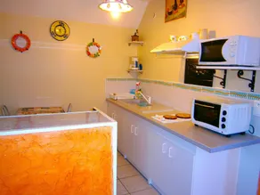 Appartement d'une chambre avec jacuzzi jardin clos et wifi a Lourdes - Image 2