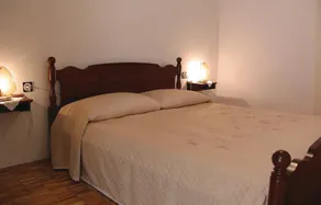 Awesome Apartment in Miskovici With 4 Bedrooms - Image 2