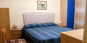 Bed And Breakfast Blu Bar - Image 4
