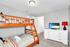 5BR Luxury Family Home - Pool BBQ and Netflix - Image 2