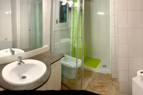 Apartment with 2 bedrooms with WiFi - Image 4