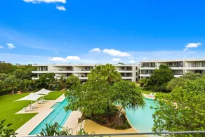 Cotton Beach Rooftop 55 - Image 4