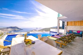 Villa Survival - Image 5