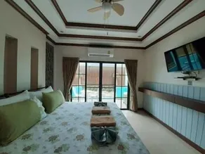 Tc Villa On Beach - Image 3
