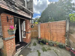 Private Studio Flat Great Location in Manchester - Image 5