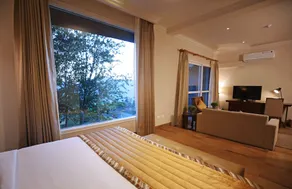 Summit Thistle Villas Luxury Spa Resort - Image 2