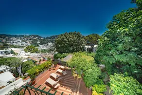Charming Villa Capri - Image 3