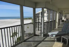 Carlos Pointe PH2 - 3 Br Condo - Image 2