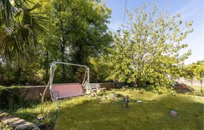 Nice Apartment in Malinska With 2 Bedrooms and Wifi - Image 3