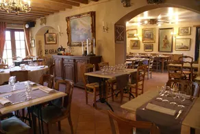 Le Grand Hard Hotel - Image 5