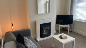 Charming 4-bed Town House in Crookes, Sheffield - Image 2