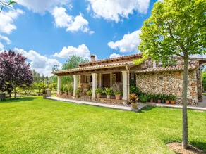 Beautiful stone house with a private swimming pool and a large garden - Image 5