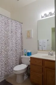 22219 Phoenix - Image 4