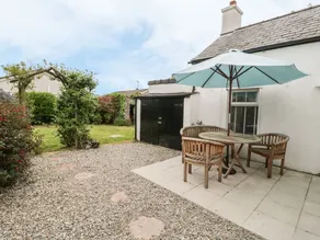 Mona House - Image 4
