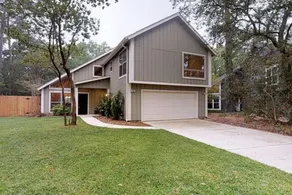 Beautiful Home In The Woodlands Best Location! - Image 3