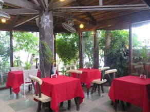 Makulay Lodge and Villas - Image 2