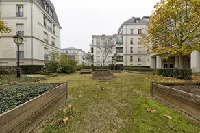 Les Prés Carrés - Image 3