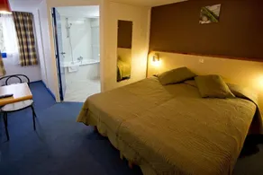 Hipotel Paris Marne la Vallée - Image 5