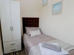 Micah Cottage - Image 4