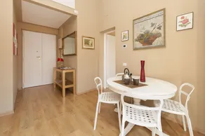 Kiss Inn - Image 4