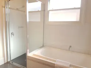 Newcastle Executive Homes - Cooks Hill Cottage - Image 2