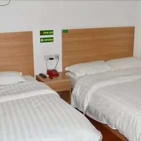 Huifeng Hotel - Image 5