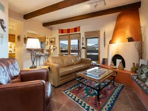 Vista La Sierra, 2 Bedrooms, Flat Screen TV, Pet Friendly, Sleeps 6 - Image 1