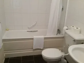 Courtown Hotel - Image 3