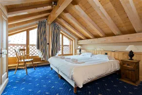 APARTMENT LONGVIEW - Central Chamonix - Sleeps 8 - Image 5