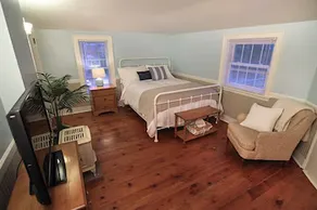 The Laurentide Inn - Image 5
