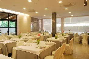 Hotel Clara - Image 2