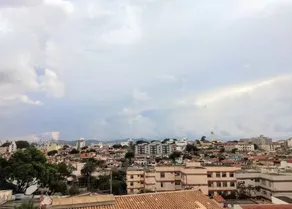 Casa com Piscina - Image 3
