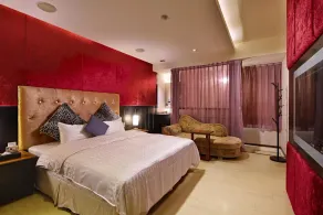 Prague Spring Boutique Motel - Image 5