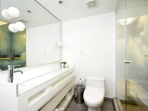 South Beach Studio in a 5 Hotel #1003 - Image 3