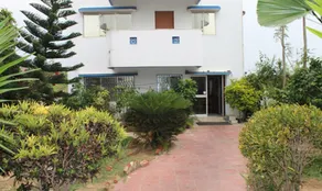 Goroomgo Arya Palace CT Road Near Sea Beach Puri - Image 3