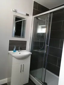 Cosgrove Guest House - Image 2