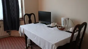 Lenton Lodge Guest House - Image 2