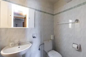 Stork Apartments - Image 2
