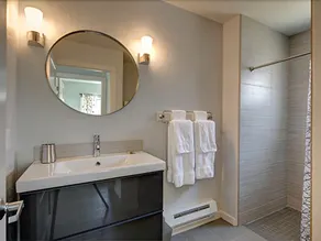 Westside Flats - Image 2