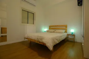 Hatzmaot - Bat Yam - Image 3