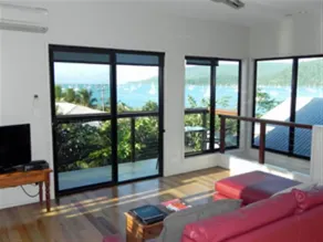 Paradise House - Image 2