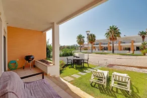 Albufeira Garden Villa With Pool - Image 5
