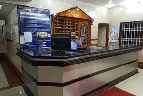 Hotel Navaratna Deluxe by OYO Rooms - Image 2